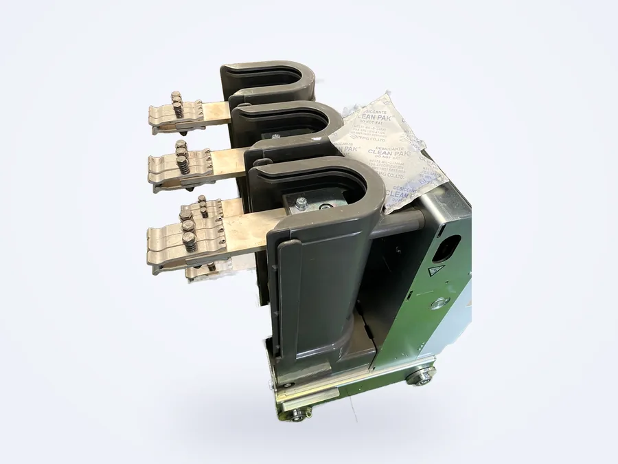 Vacuum Circuit Breaker